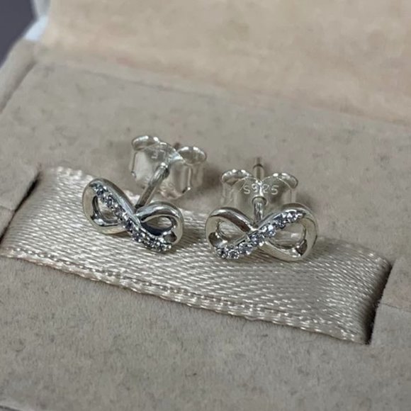 Pandora Sparkling Infinity Stud Earrings - Picture 3 of 4